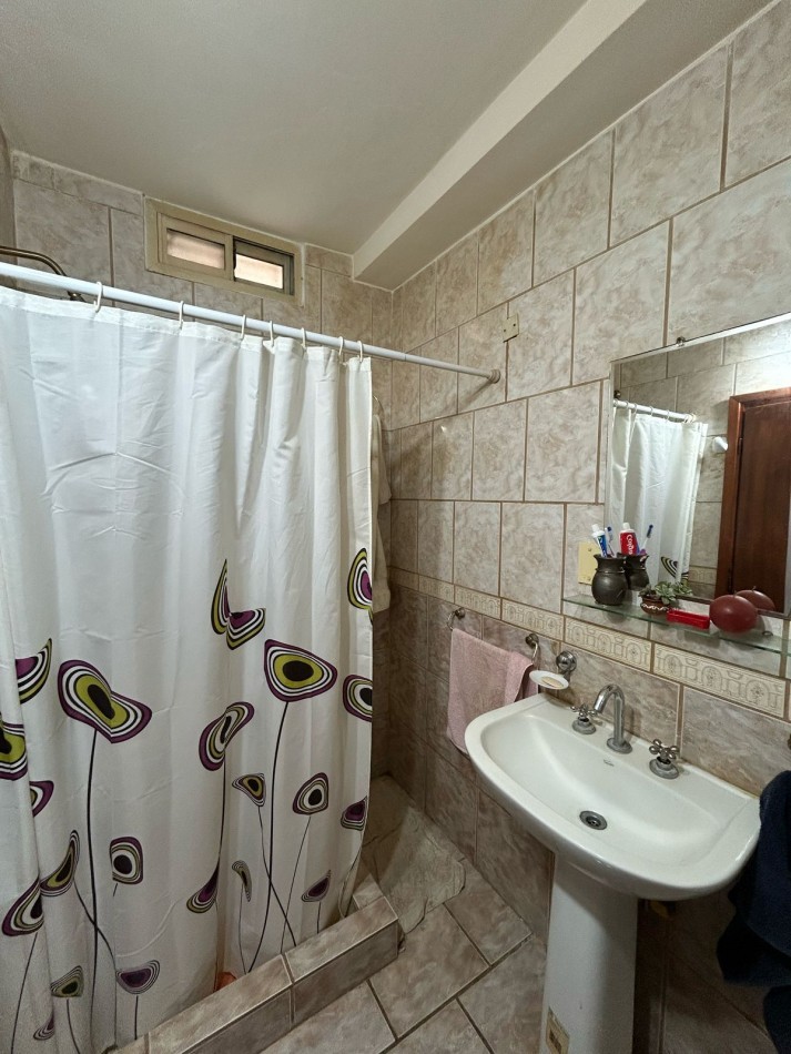 DOS CASAS EN BLOCK BARRIO CONSTITUCION. APTA CREDITO