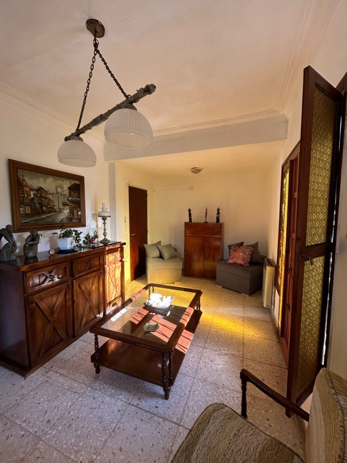 DOS CASAS EN BLOCK BARRIO CONSTITUCION. APTA CREDITO