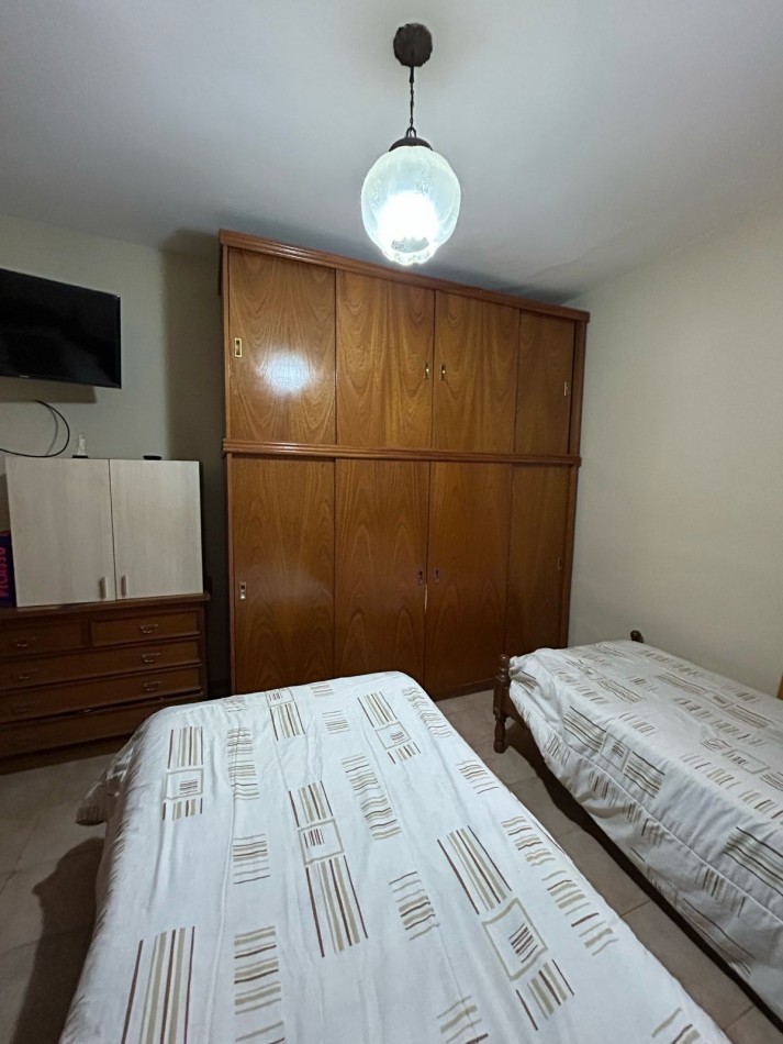 DOS CASAS EN BLOCK BARRIO CONSTITUCION. APTA CREDITO