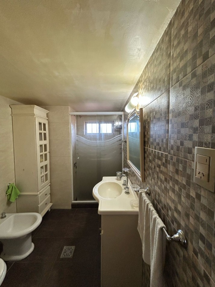 DOS CASAS EN BLOCK BARRIO CONSTITUCION. APTA CREDITO