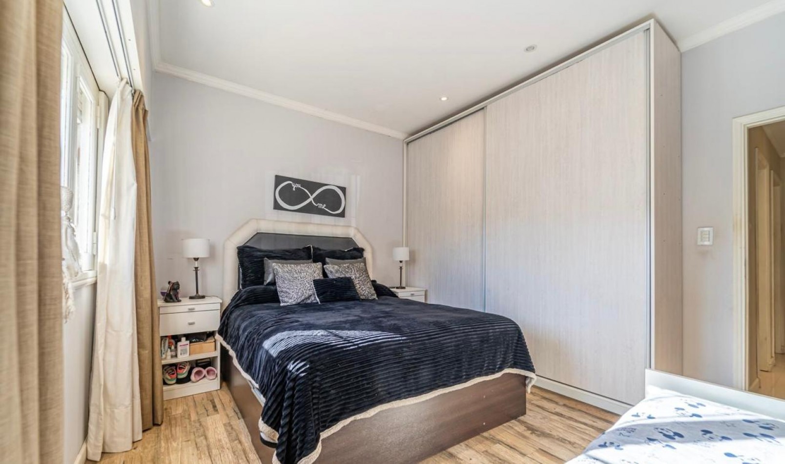 CASA 3 AMBIENTES TOTALMENTE RECICLADA. BARRIO 9 DE JULIO