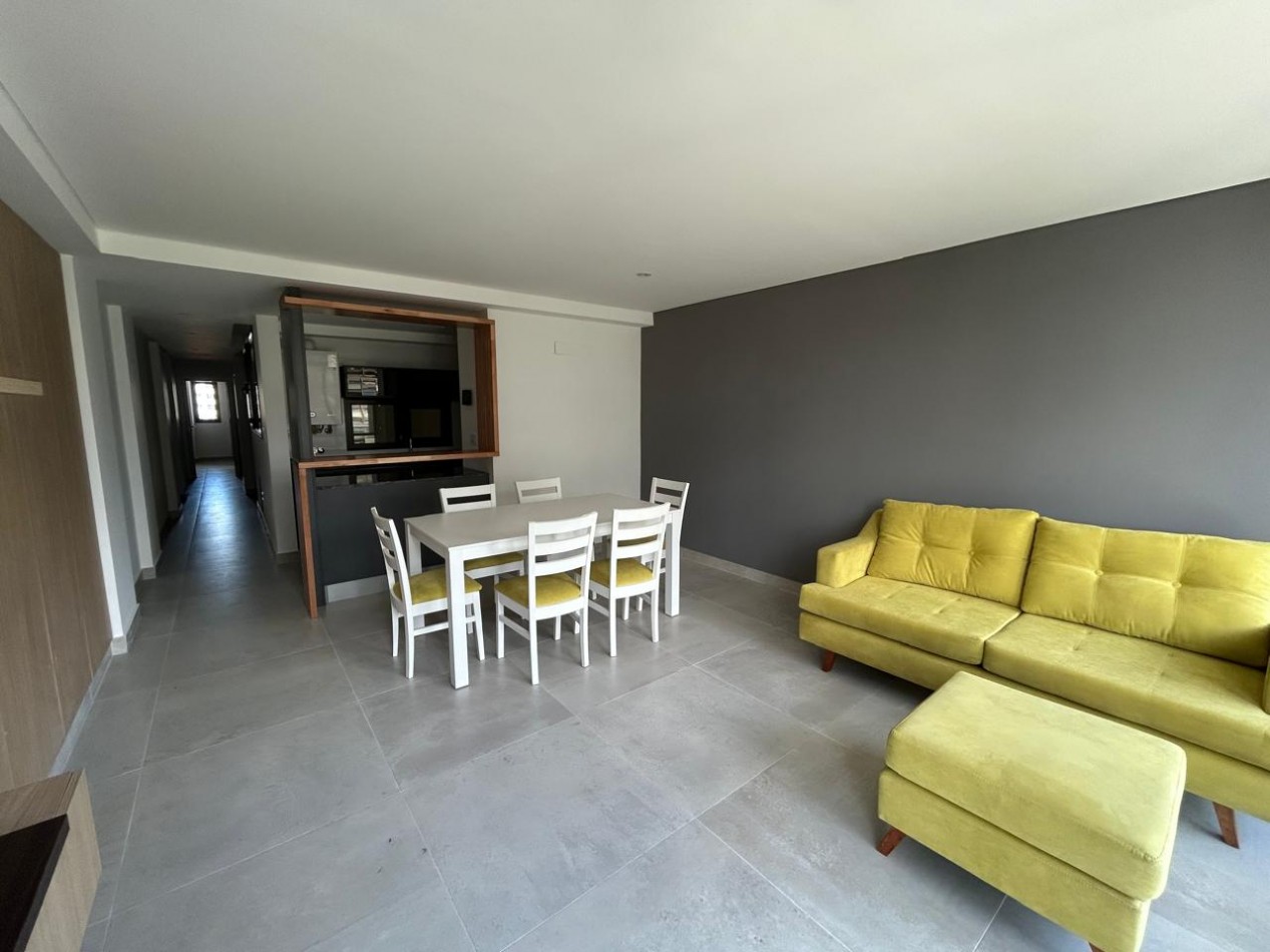 DEPARTAMENTO SEMIPISO A ESTRENAR 2 AMBIENTES CON COCHERA Y BAULERA. 