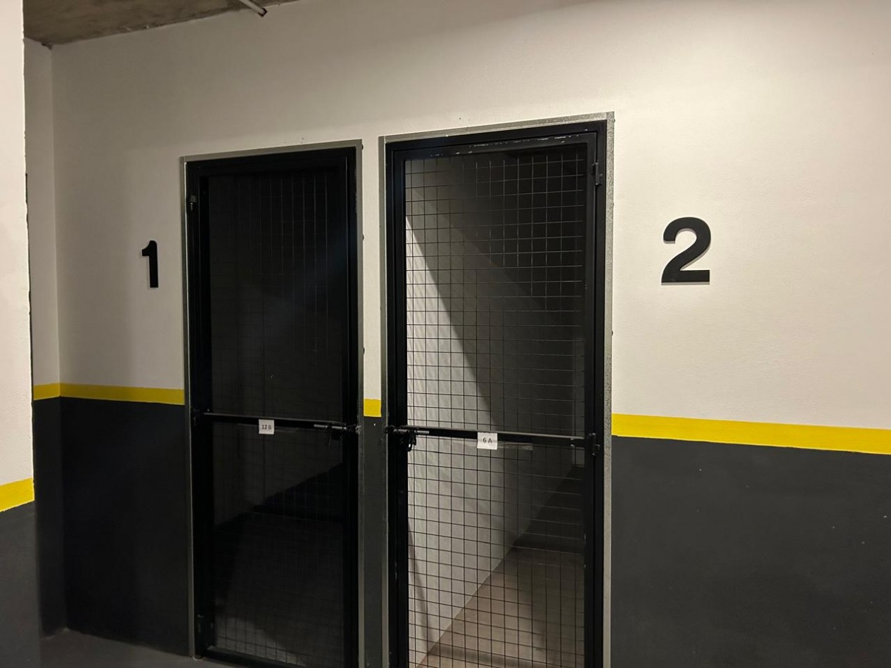 DEPARTAMENTO SEMIPISO A ESTRENAR 2 AMBIENTES CON COCHERA Y BAULERA. 