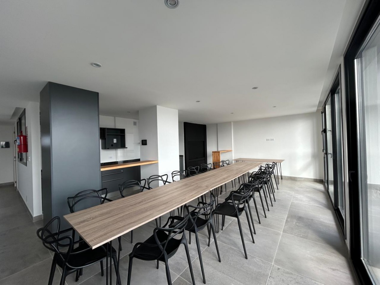 DEPARTAMENTO SEMIPISO A ESTRENAR 2 AMBIENTES CON COCHERA Y BAULERA. 