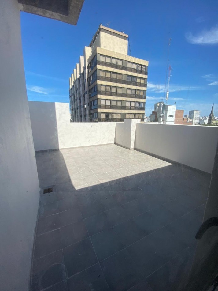 SEMIPISO DE 3 AMBIENTES A ESTRENAR CON COCHERA CUBIERTA Y TERRAZA PRIVADA EN LA PERLA