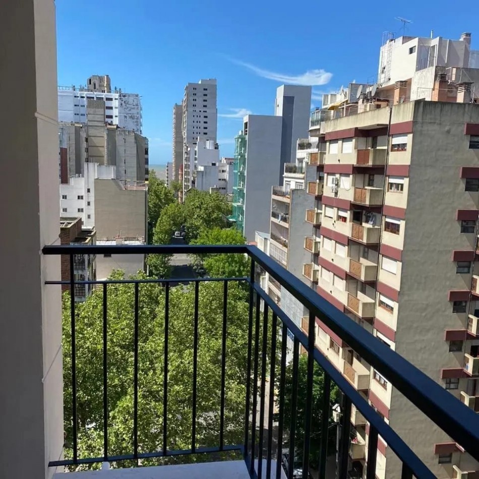 SEMIPISO DE 3 AMBIENTES A ESTRENAR CON COCHERA CUBIERTA Y TERRAZA PRIVADA EN LA PERLA