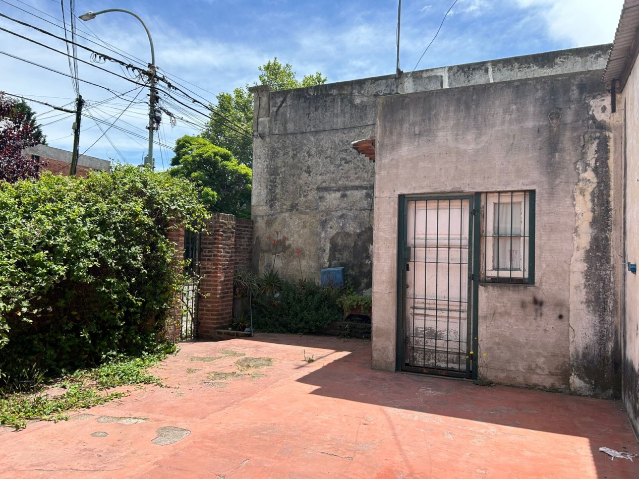 CASA 3 AMBIENTES A REFACCIONAR .LA PERLA