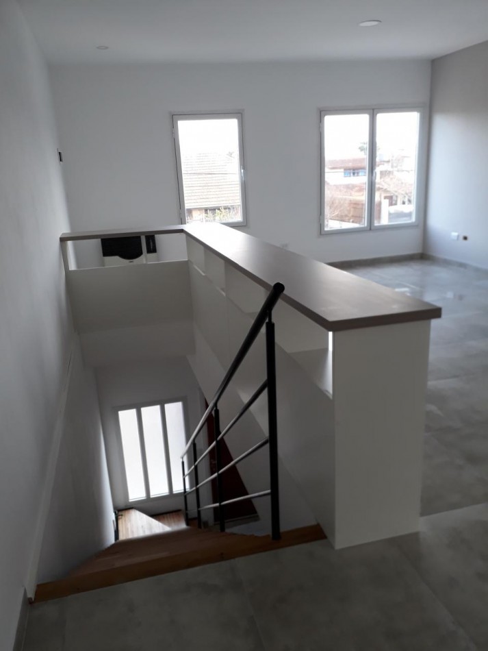 DUPLEX 3 AMBIENTES MAS PLAYROOM APTO CREDITO.