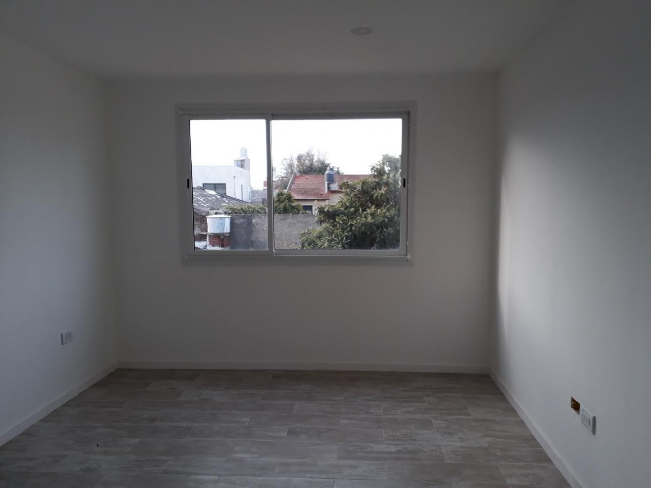 DUPLEX 3 AMBIENTES MAS PLAYROOM APTO CREDITO.