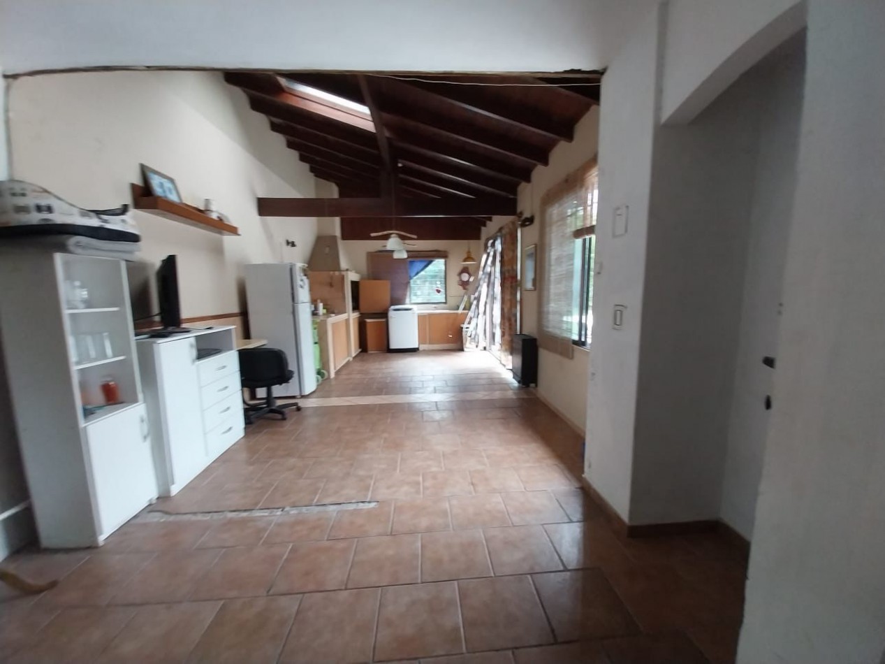 CASA 4 AMBIENTES CON  PILETA CLIMATIZADA.LOS PINARES