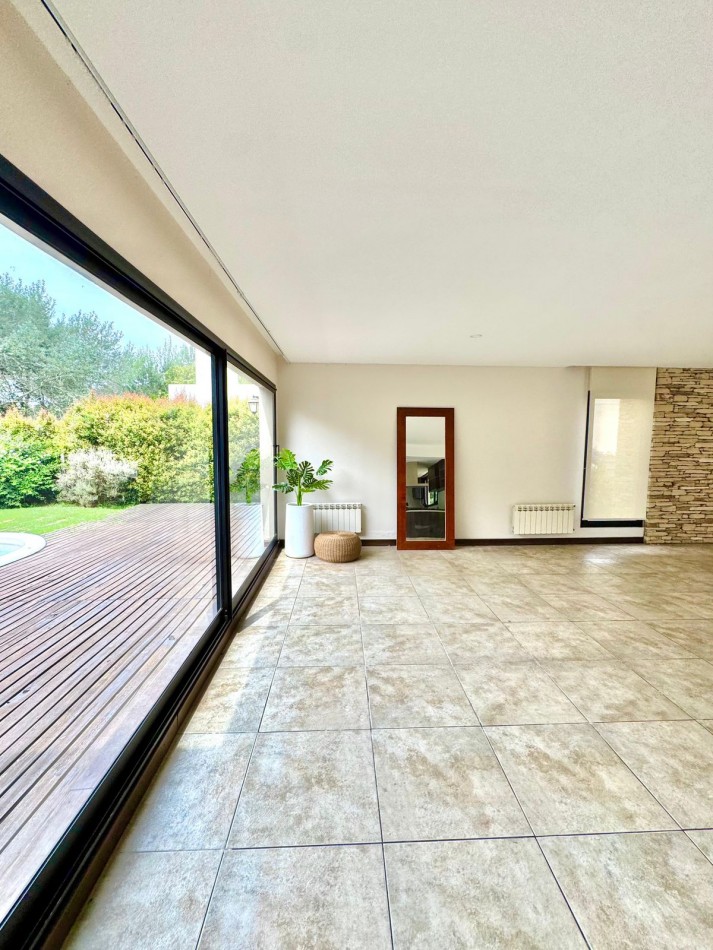 CASA DE 4 AMBIENTES EN LOS SAUCES. RUMENCO