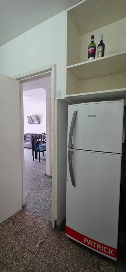 DEPARTAMENTO 3 AMBIENTES CON DEPENDENCIA .ZONA PLAZA COLON