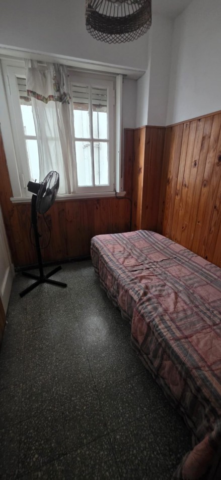 DEPARTAMENTO 3 AMBIENTES CON DEPENDENCIA .ZONA PLAZA COLON