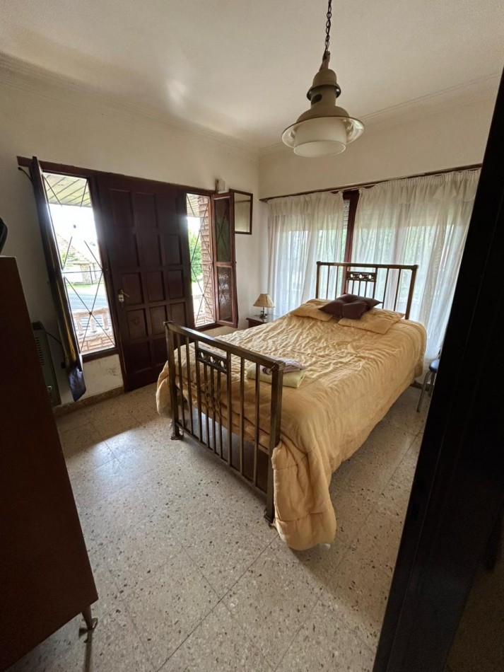 DOS CASAS EN BLOCK BARRIO CONSTITUCION. APTA CREDITO