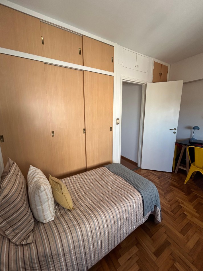 DEPARTAMENTO 3 AMBIENTES CON DEPENDENCIA Y BALCON CON VISTA AL MAR