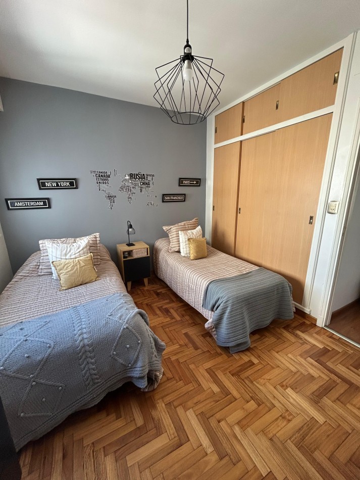 DEPARTAMENTO 3 AMBIENTES CON DEPENDENCIA Y BALCON CON VISTA AL MAR