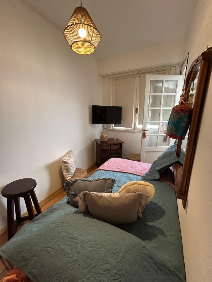 DEPARTAMENTO 3 AMBIENTES CON DEPENDENCIA Y BALCON CON VISTA AL MAR