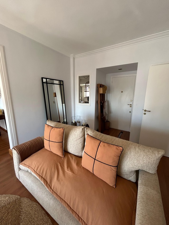 DEPARTAMENTO 3 AMBIENTES CON DEPENDENCIA Y BALCON CON VISTA AL MAR