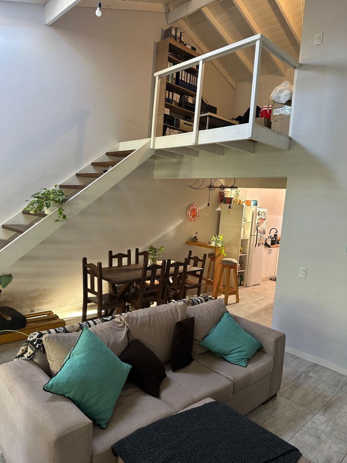 DUPLEX 3 AMBIENTES CON PATIO .APTO CREDITO