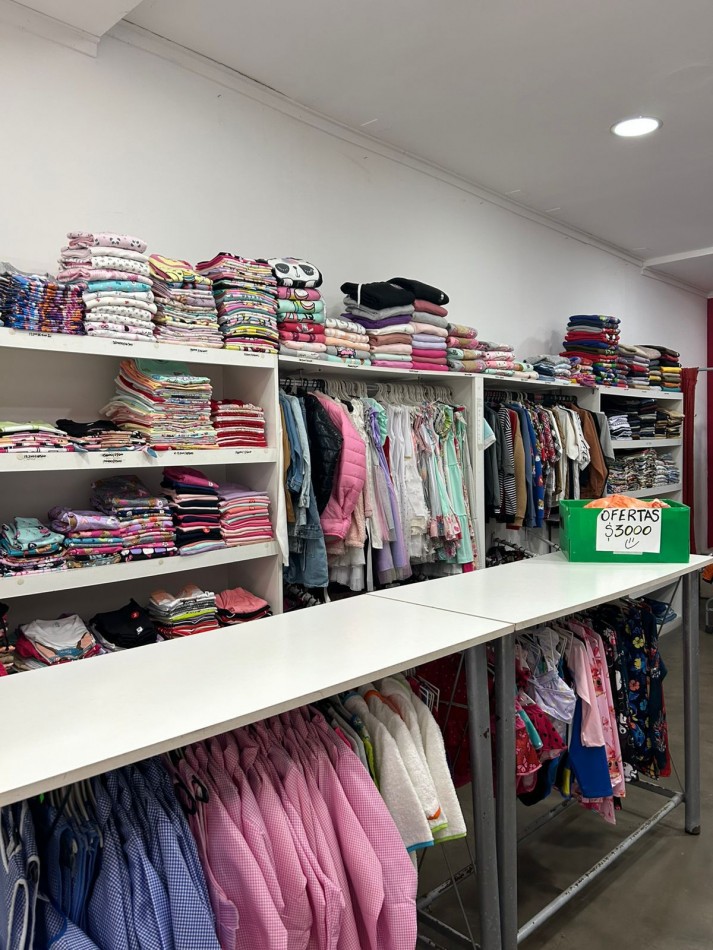 LOCAL EN VENTA SAN MARTIN 3030.