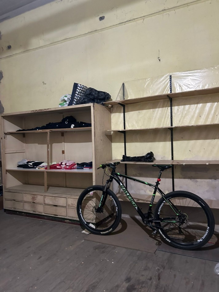 LOCAL EN VENTA SAN MARTIN 3030.