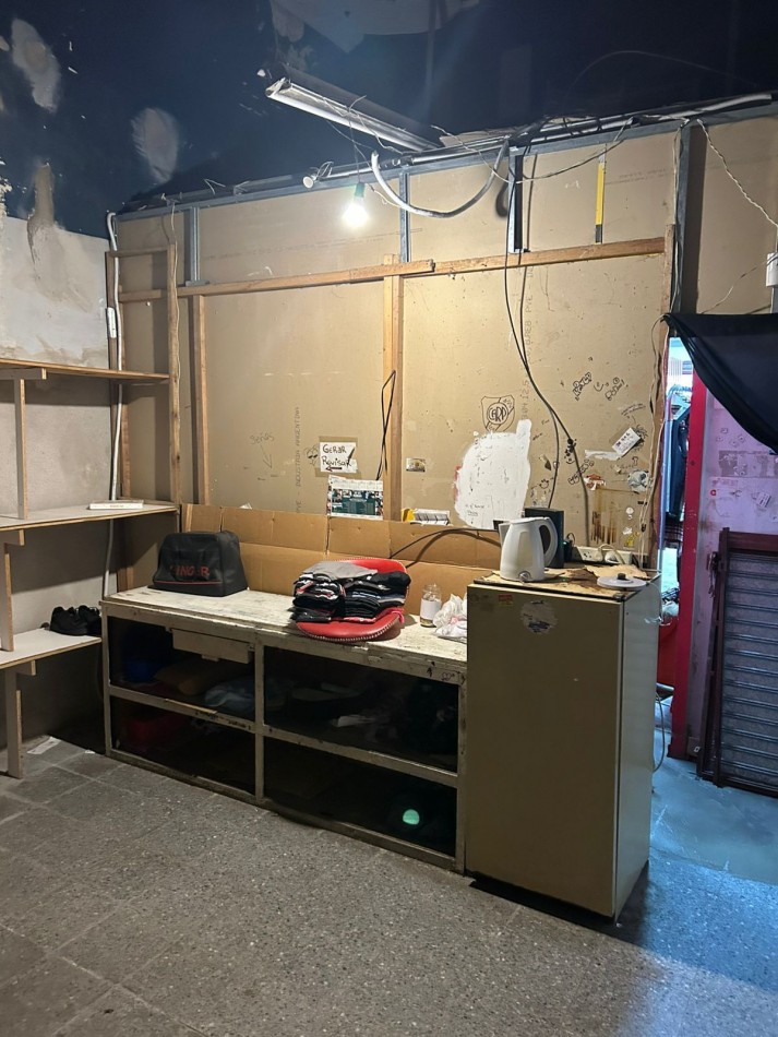 LOCAL EN VENTA SAN MARTIN 3030.