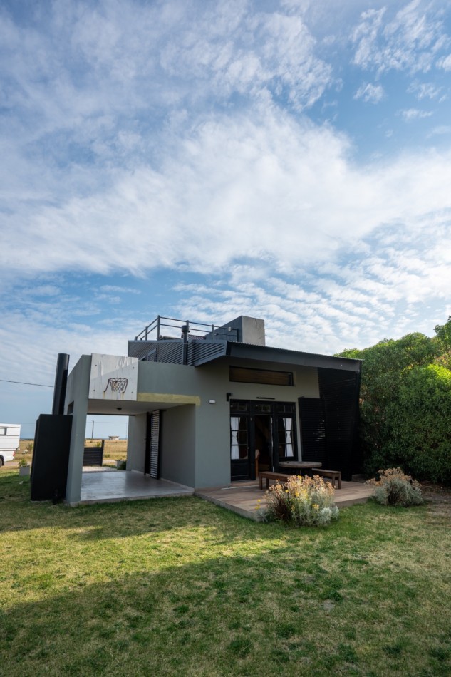 CASA DOS AMBIENTES AMPLIOS. EL MARQUESADO