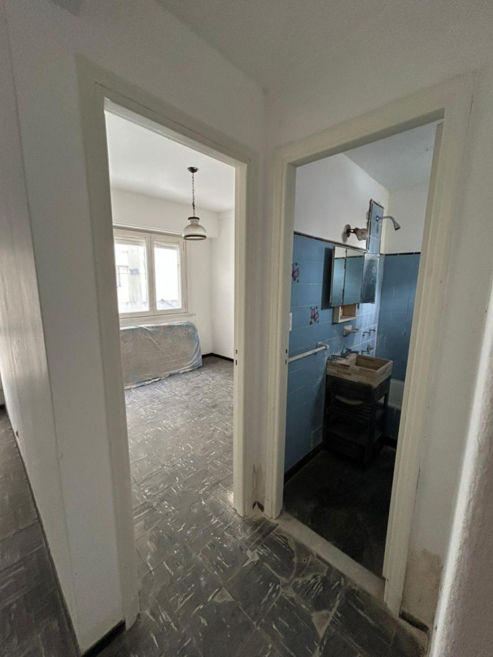 DEPARTAMENTO DOS AMBIENTES CONTRAFRENTE.ZONA CENTRO.