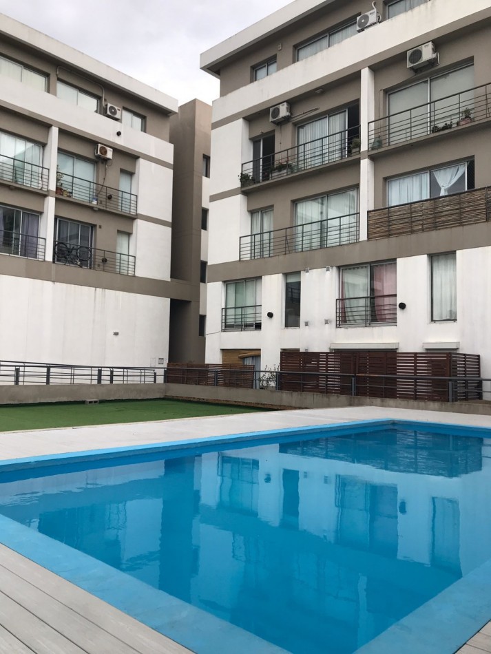 DEPARTAMENTO MONOAMBIENTE A LA CALLE.ZONA HPC