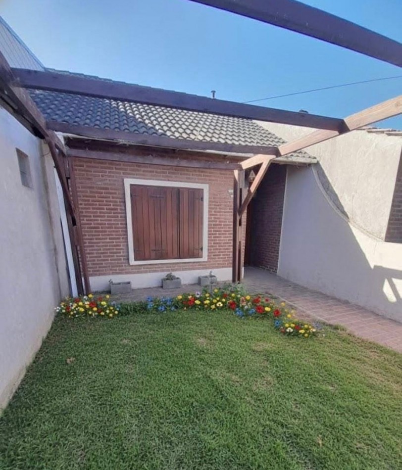 DUPLEX 3 AMBIENTES CON COCHERA .SANTA CLARA DEL MAR