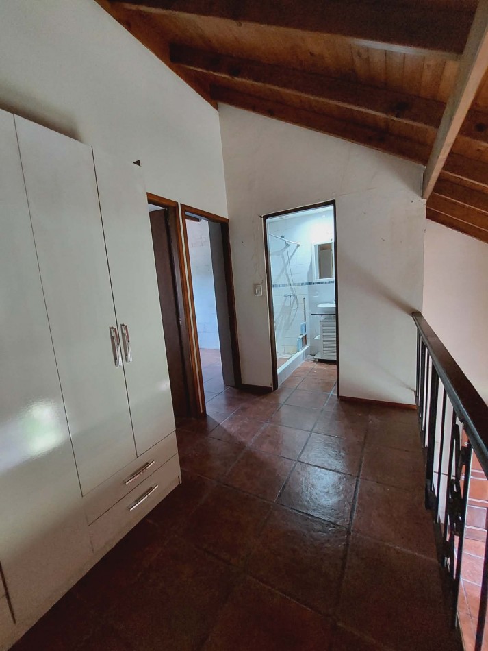 DUPLEX 3 AMBIENTES CON COCHERA .SANTA CLARA DEL MAR