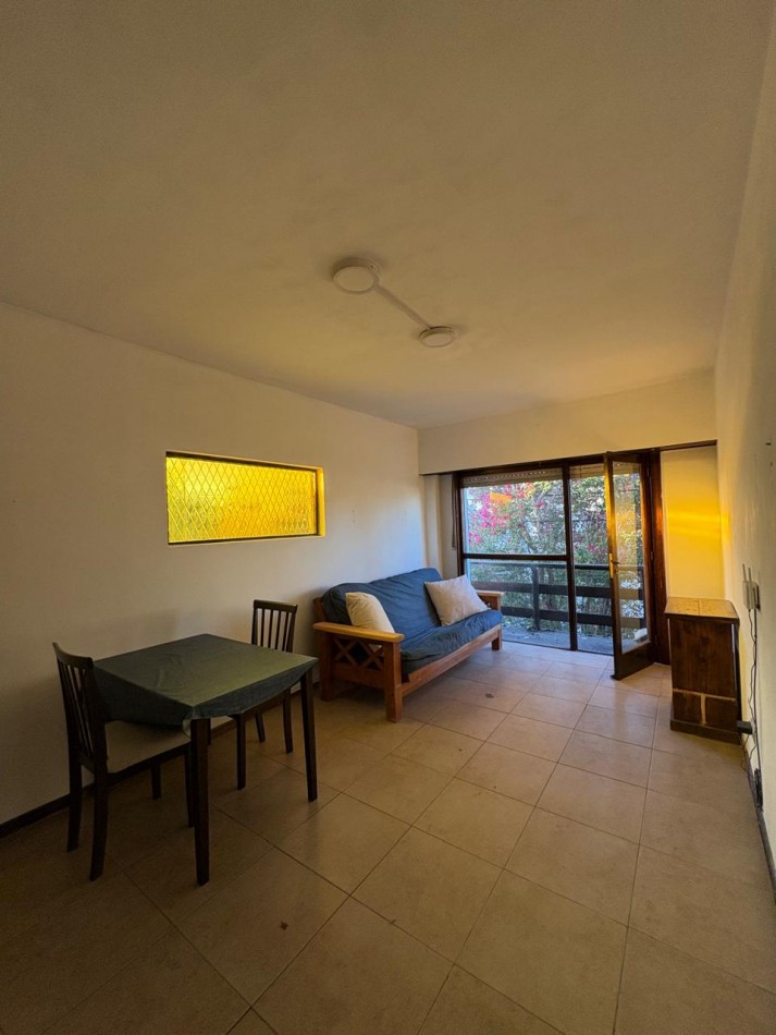 VENTA DEPARTAMENTO 2 AMBIENTES CON BALCON Y TERRAZA. SAN JOSE