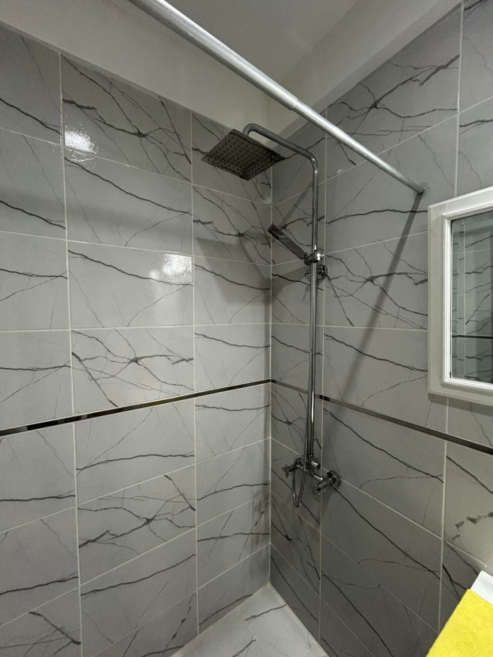 DEPARTAMENTO DOS AMBIENTES RECICLADO CONTRAFRENTE BALCON FRANCES.