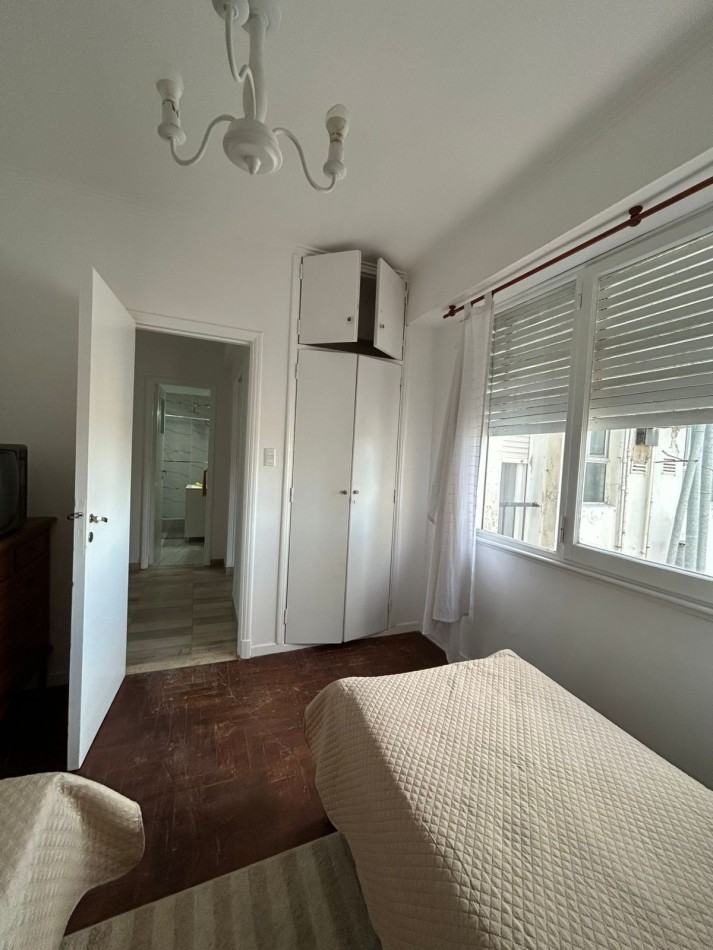 DEPARTAMENTO DOS AMBIENTES RECICLADO CONTRAFRENTE BALCON FRANCES.