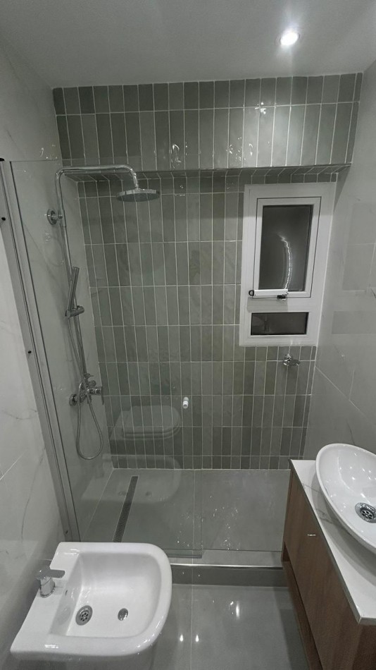 DEPARTAMENTO DOS AMBIENTES CON TERRAZA PROPIA.