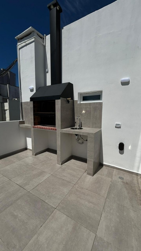 DEPARTAMENTO DOS AMBIENTES CON TERRAZA PROPIA.