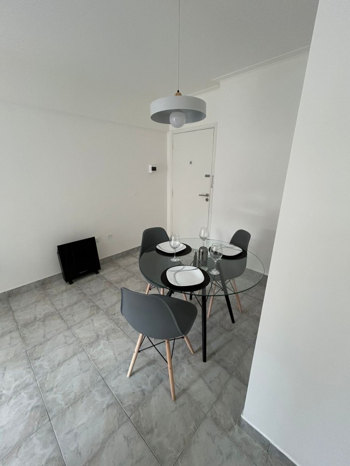 DEPARTAMENTO DOS AMBIENTES LATERAL RECICLADO. LA PERLA