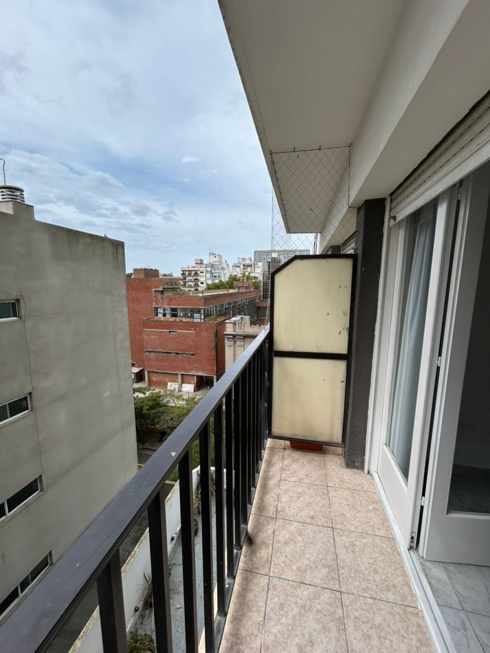 DEPARTAMENTO DOS AMBIENTES LATERAL RECICLADO. LA PERLA