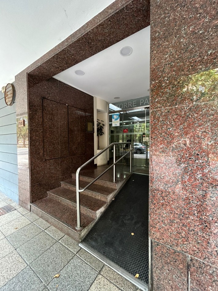 DEPARTAMENTO DOS AMBIENTES LATERAL RECICLADO. LA PERLA