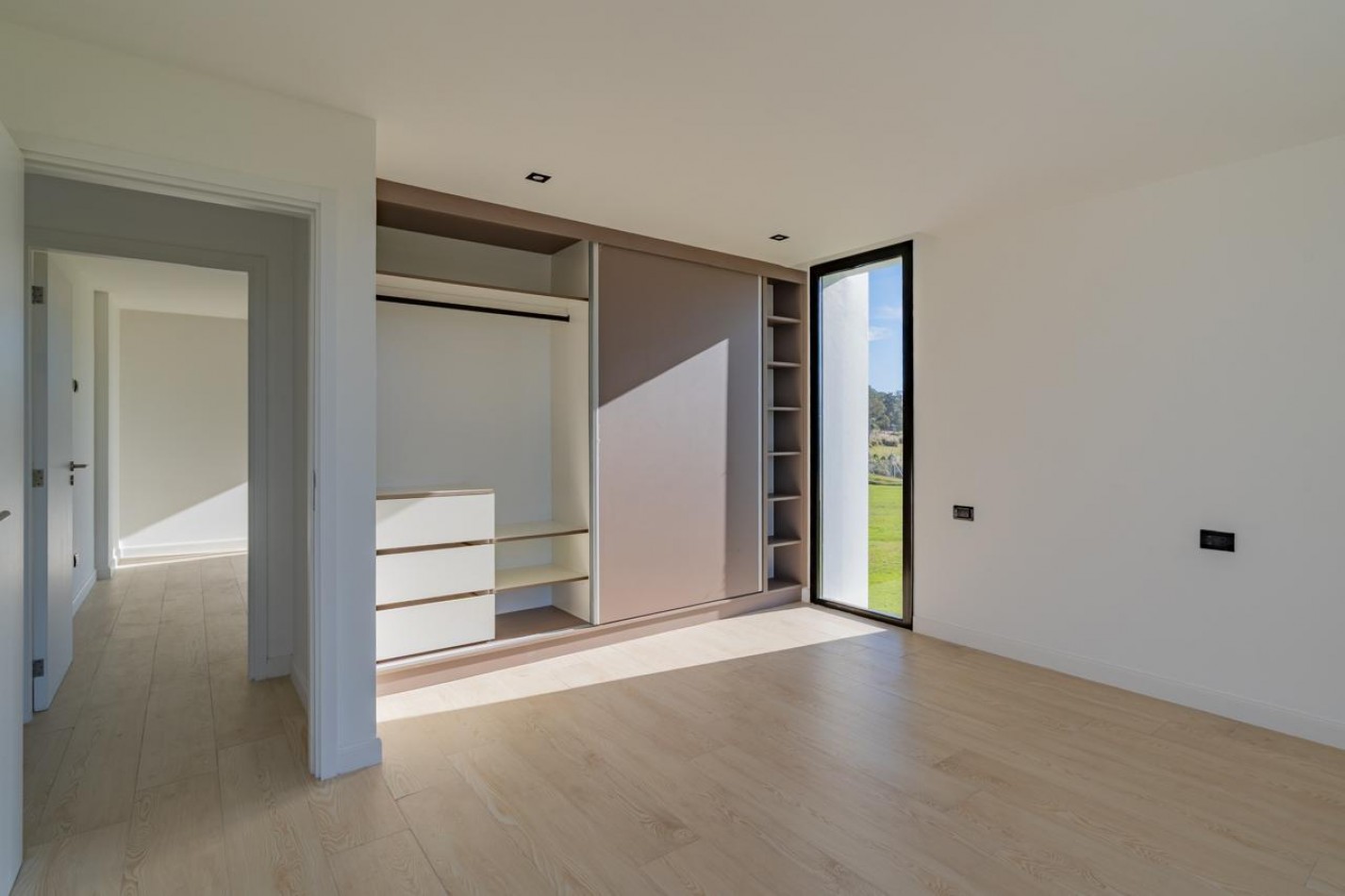 CASA 5 AMBIENTES CON PILETA.RUMENCO JOVEN