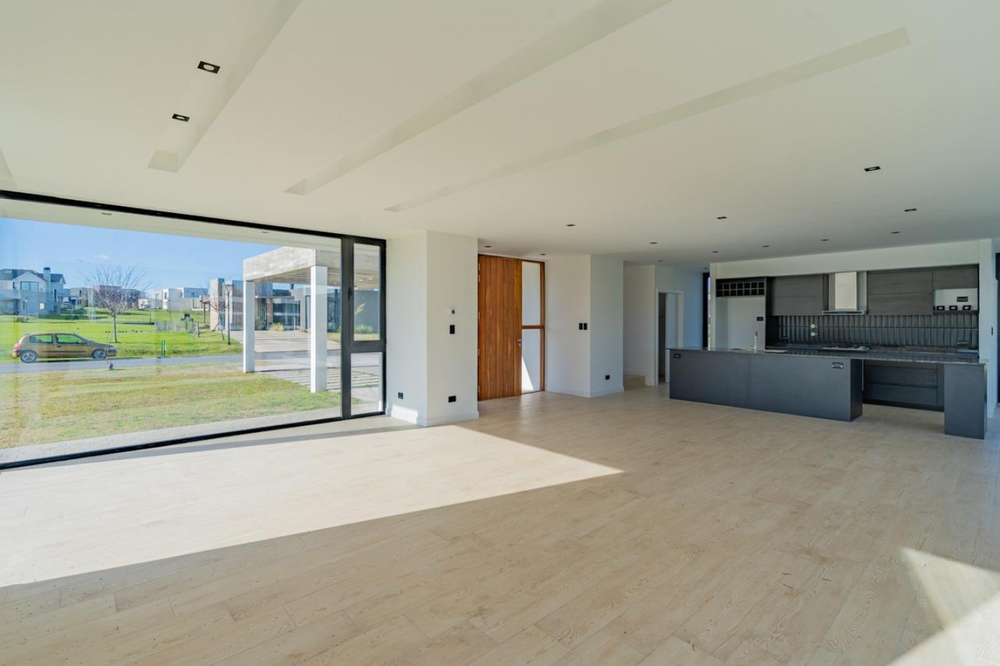 CASA 5 AMBIENTES CON PILETA.RUMENCO JOVEN