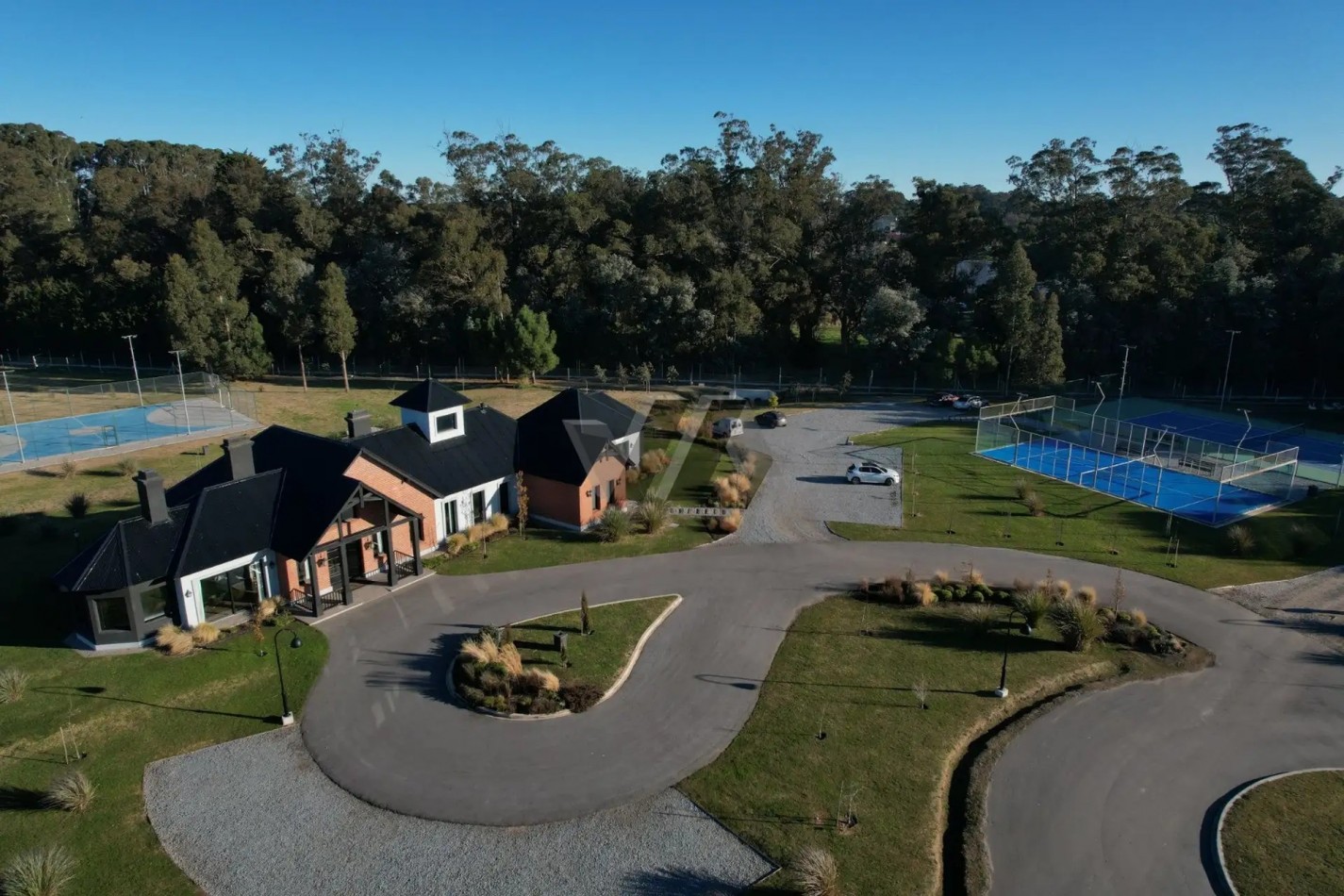 LOTE 5 CASONA DE HARAS .