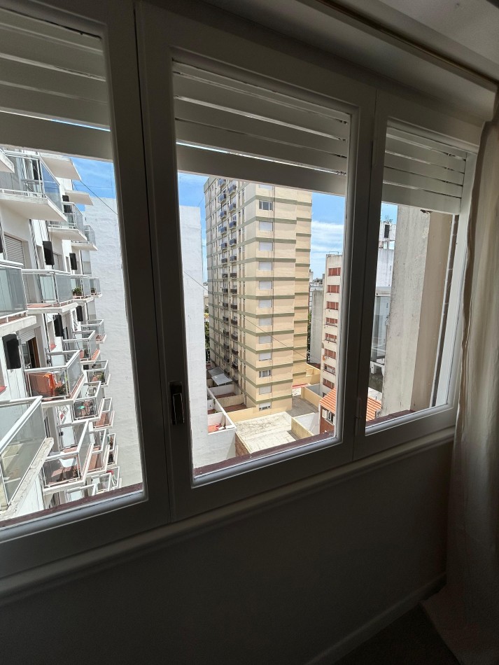 DEPARTAMENTO DOS AMBIENTES RECICLADO  CONTRAFRENTE ABIERTO.