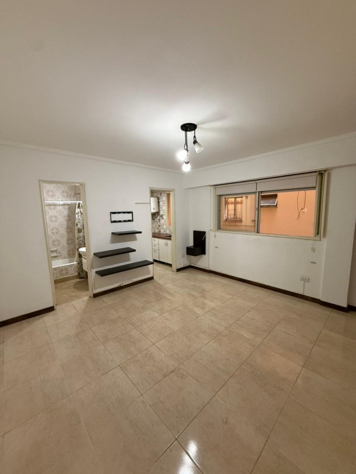 DEPARTAMENTO MONOAMBIENTE .ZONA PLAZA COLON