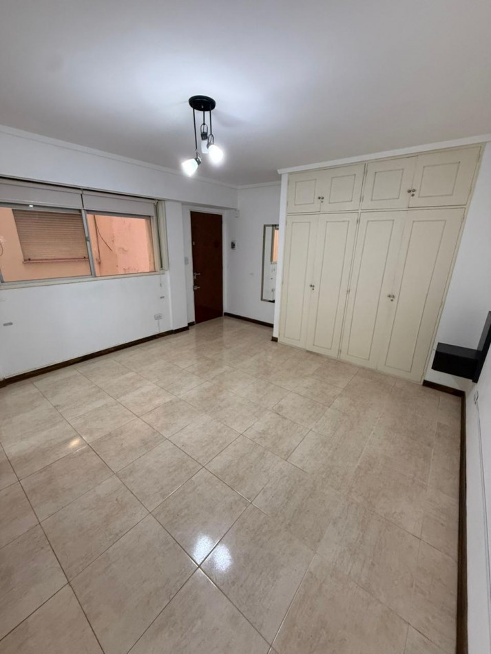 DEPARTAMENTO MONOAMBIENTE .ZONA PLAZA COLON