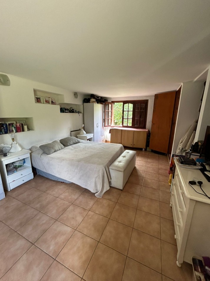 CASA 4 AMBIENTES CON PARQUE Y PILETA CLIMATIZADA.APTA CREDITO. SIERRAS DE LOS PADRES.