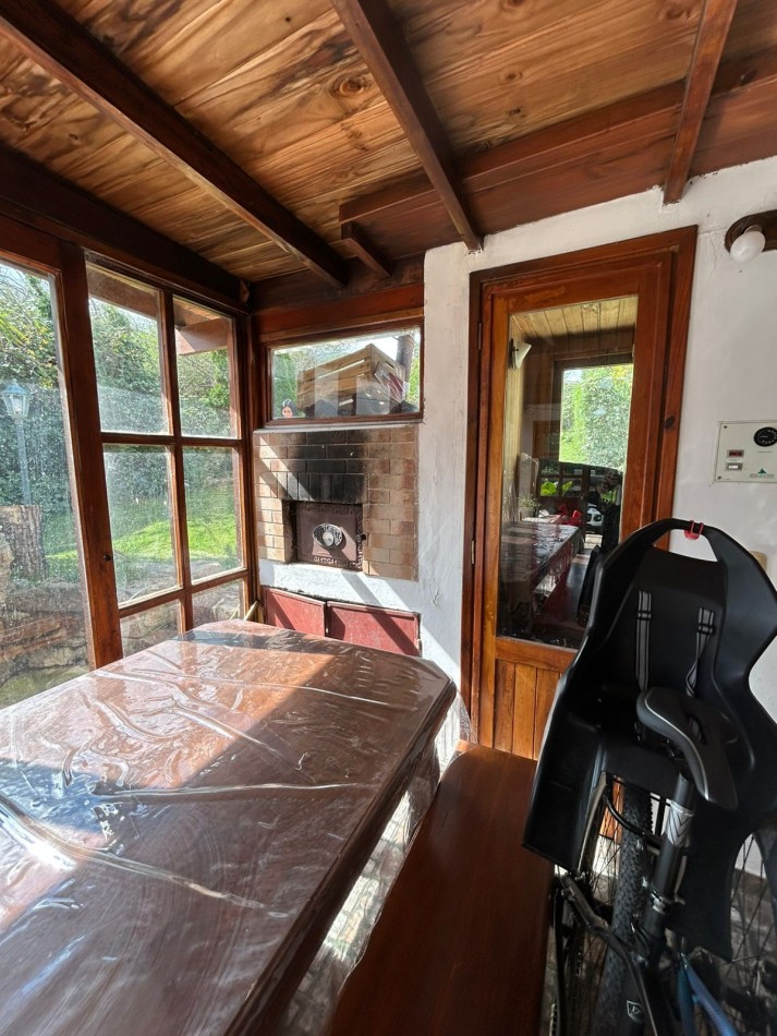 CASA 4 AMBIENTES CON PARQUE Y PILETA CLIMATIZADA.APTA CREDITO. SIERRAS DE LOS PADRES.