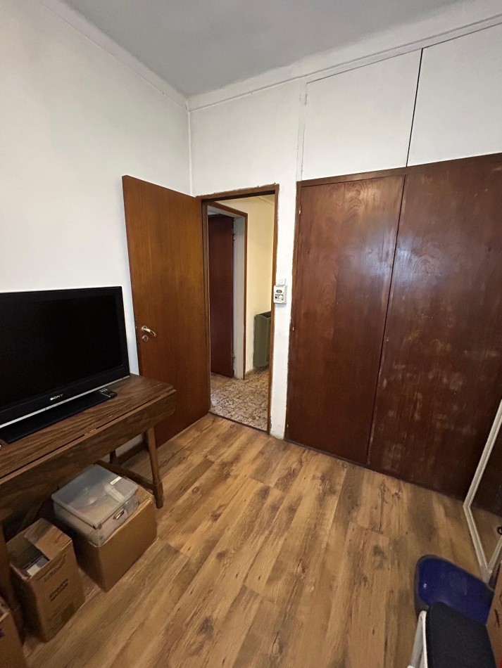 PH 4 AMBIENTES CON PATIO Y LOCAL. MACROCENTRO. APTO CREDITO