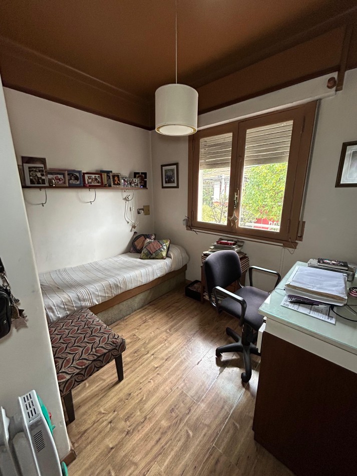 PH 4 AMBIENTES CON PATIO Y LOCAL. MACROCENTRO. APTO CREDITO