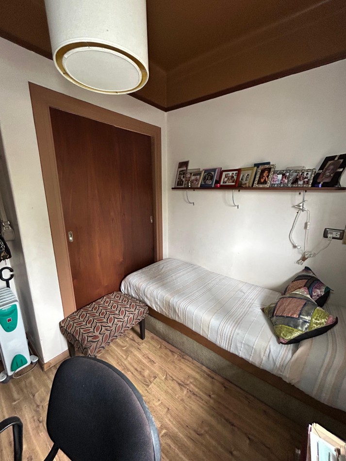 PH 4 AMBIENTES CON PATIO Y LOCAL. MACROCENTRO. APTO CREDITO